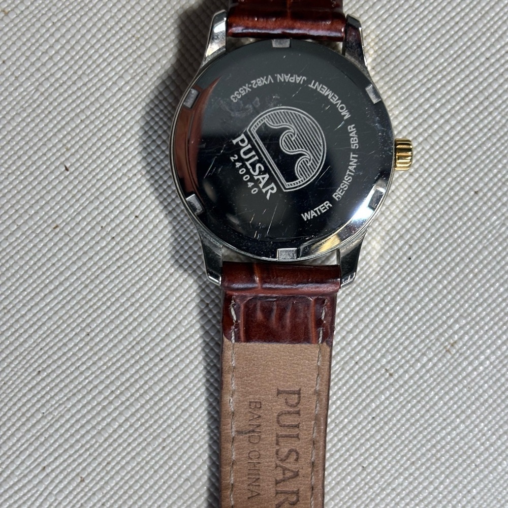 Pulsar Silver and Brown Watch - Picture 3 of 3